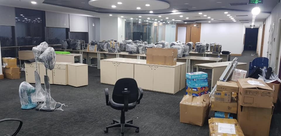 dọn dẹp lại văn phòng cũ trước chuyển đến chỗ mới