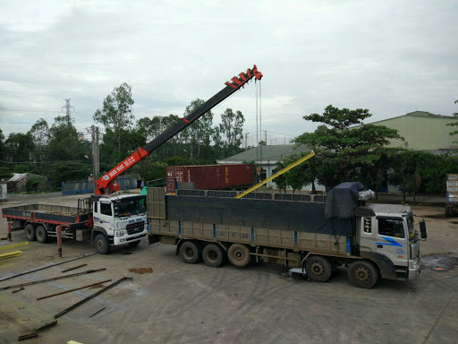 Công ty Vận tải Quang Hưng