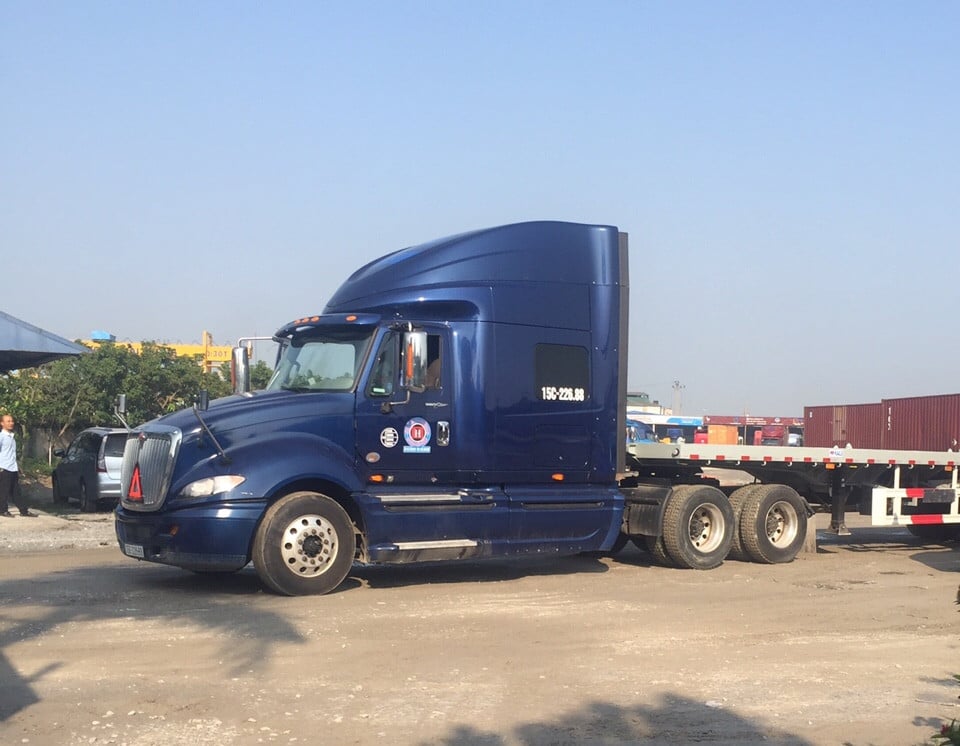 Công ty vận tải Hatexim