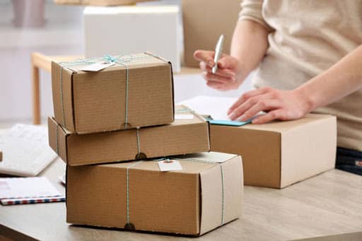 [Hướng Dẫn] Cách gói hàng gửi bưu điện hiện nay